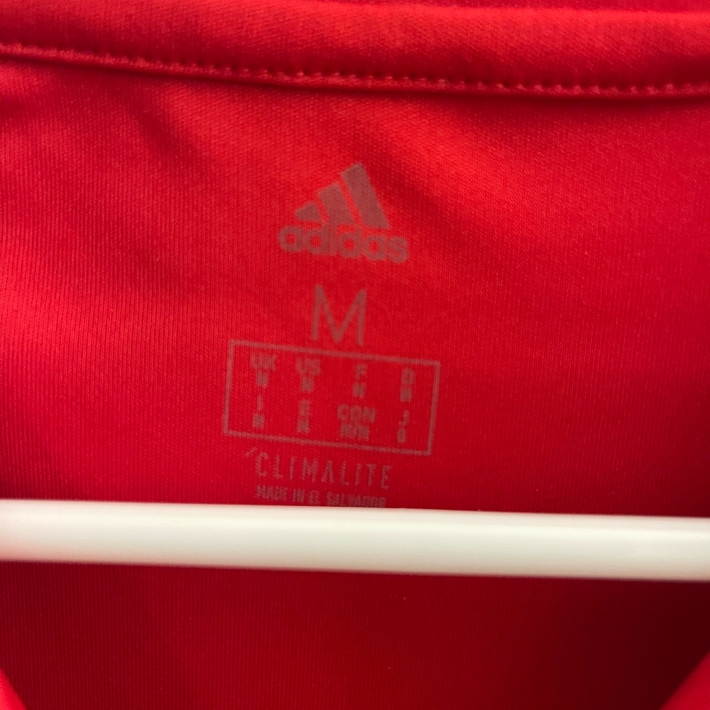 Adidas Tshirt